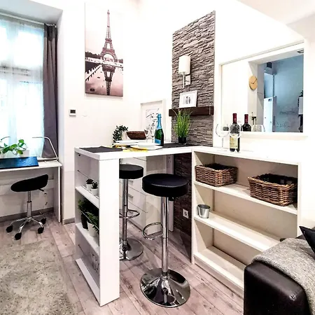 Appartement Modern At The Castle