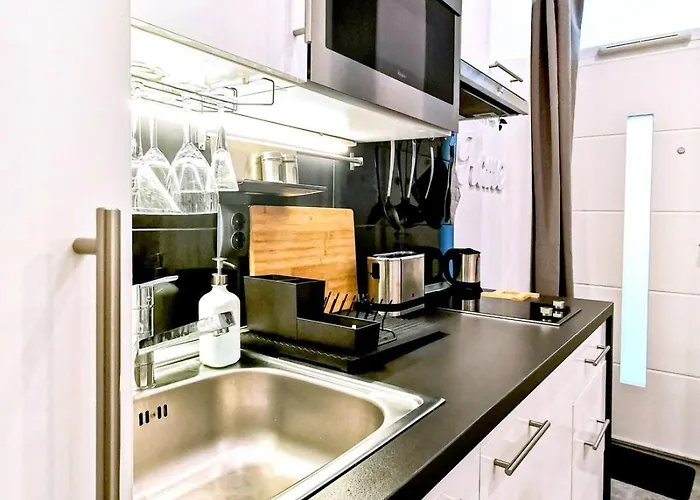 Modern At The Castle * Budapesta