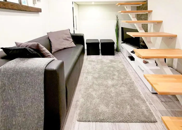 Modern At The Castle * Budapesta