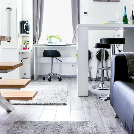 Modern At The Castle Apartment Budapest